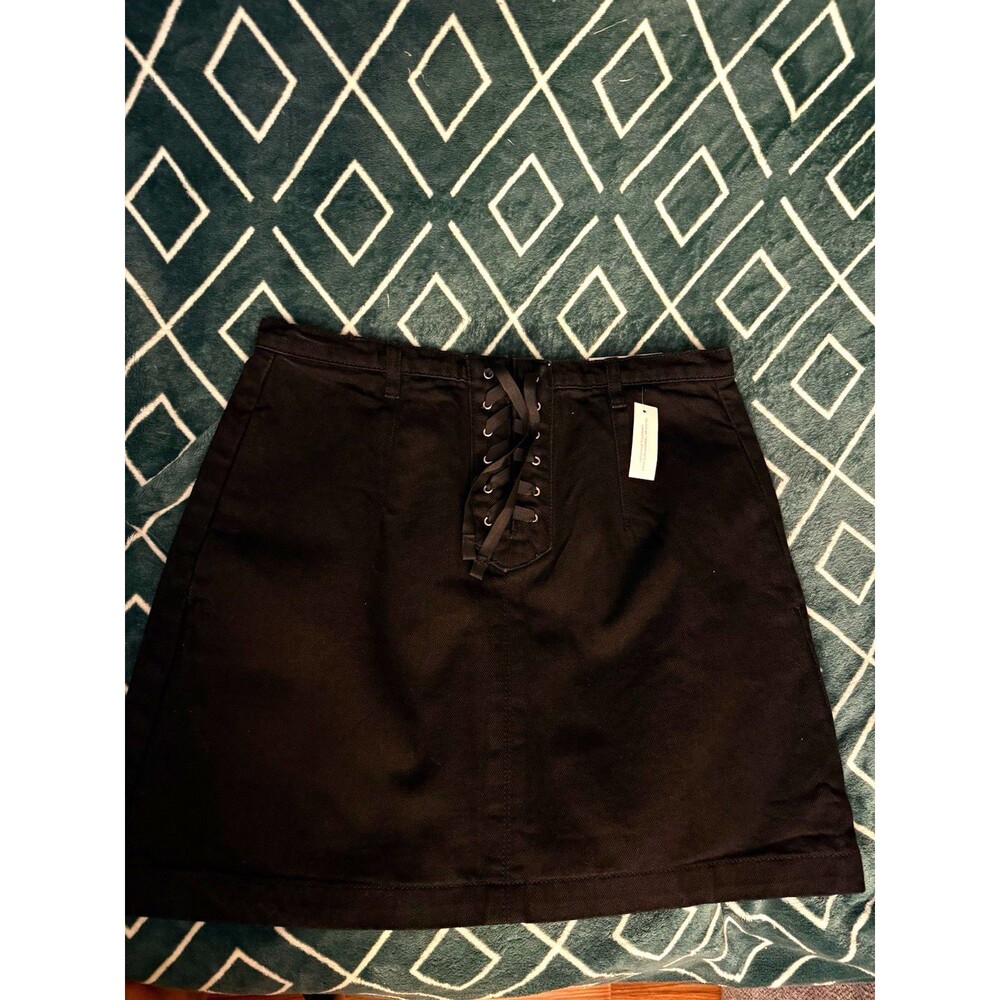 NWT Topshop Black Lace-Up Front Denim Mini Skirt Women’s Size US 10 / EUR 42